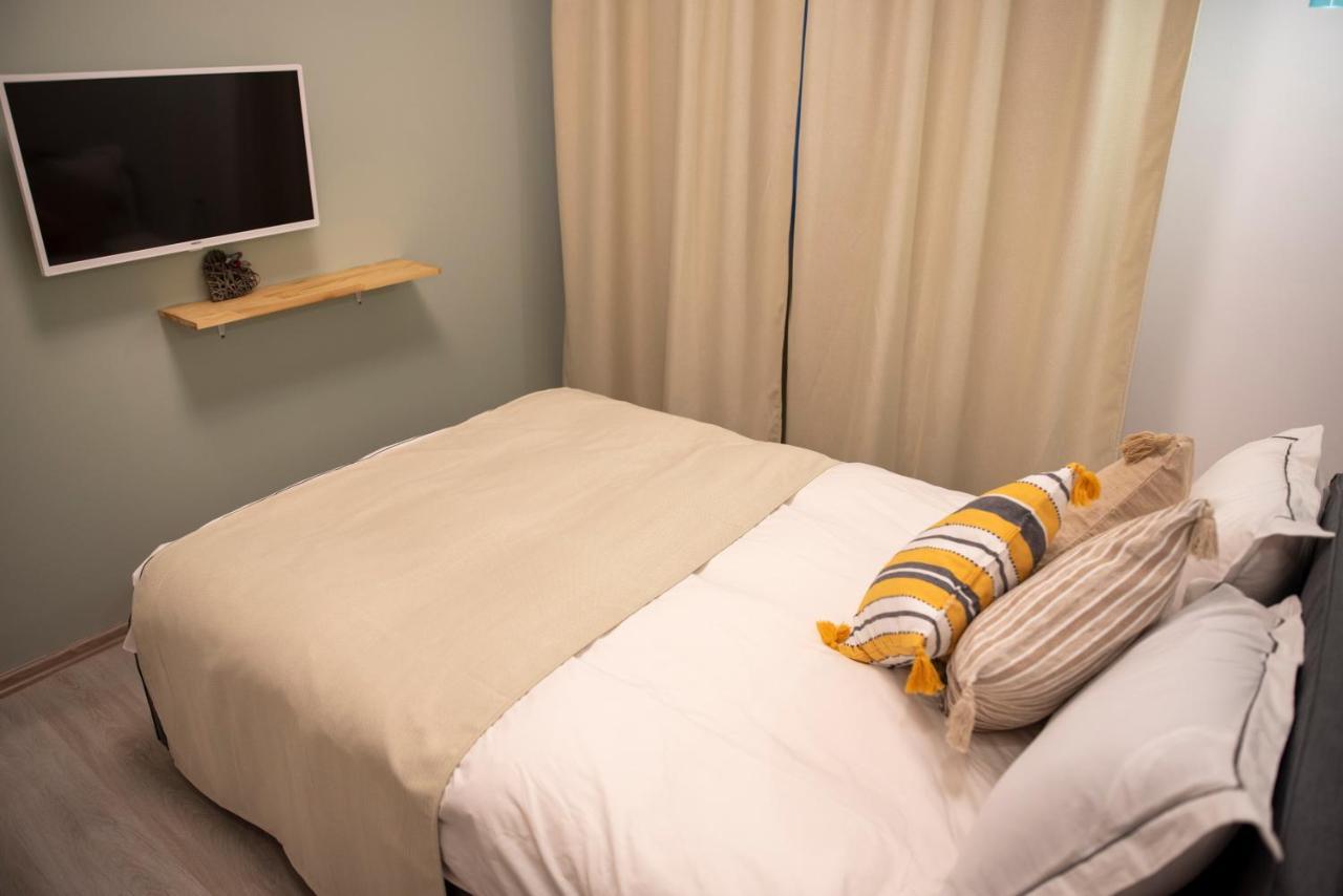 Cross Caraiman View 1 Apartment Busteni Ngoại thất bức ảnh